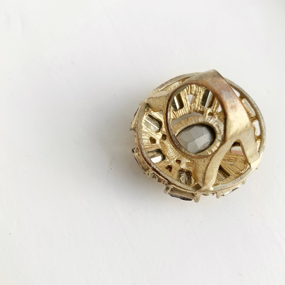 Statement Ring - Picture 5 of 5